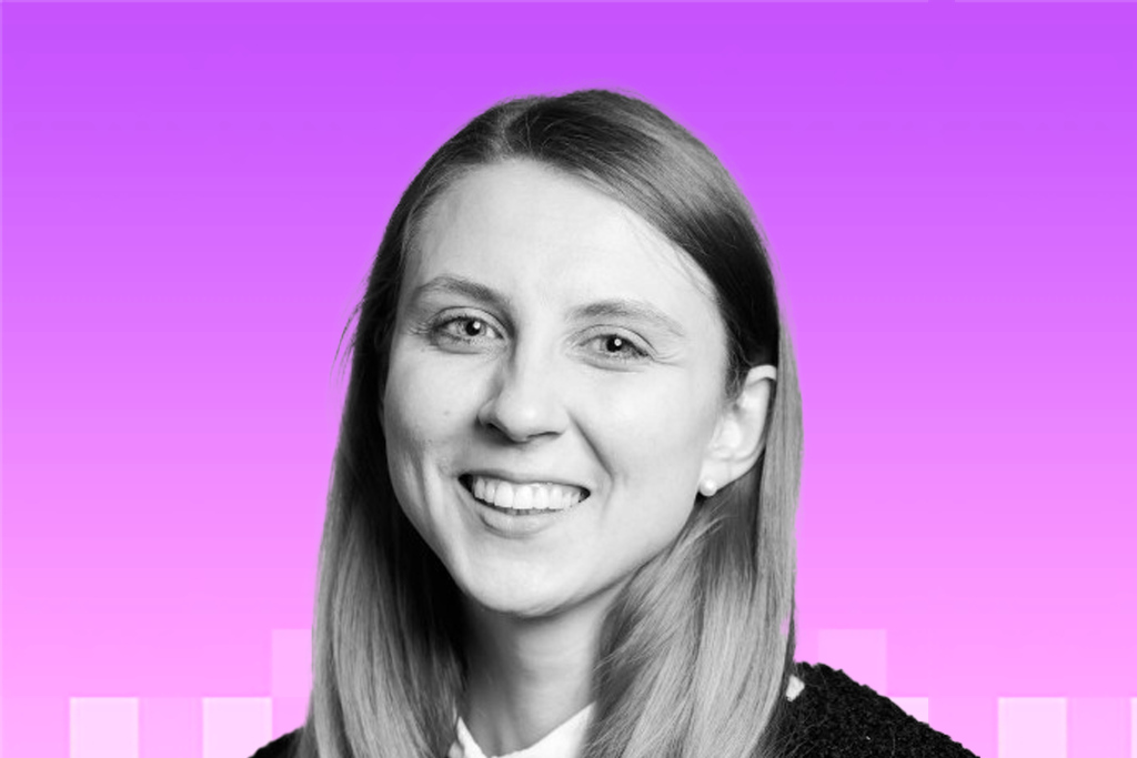 Headshot of Jenny smiling