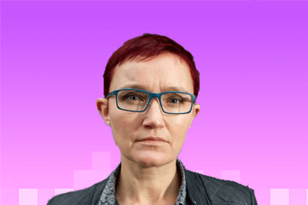 Headshot of Rachel Andrew of Smashing Magazine